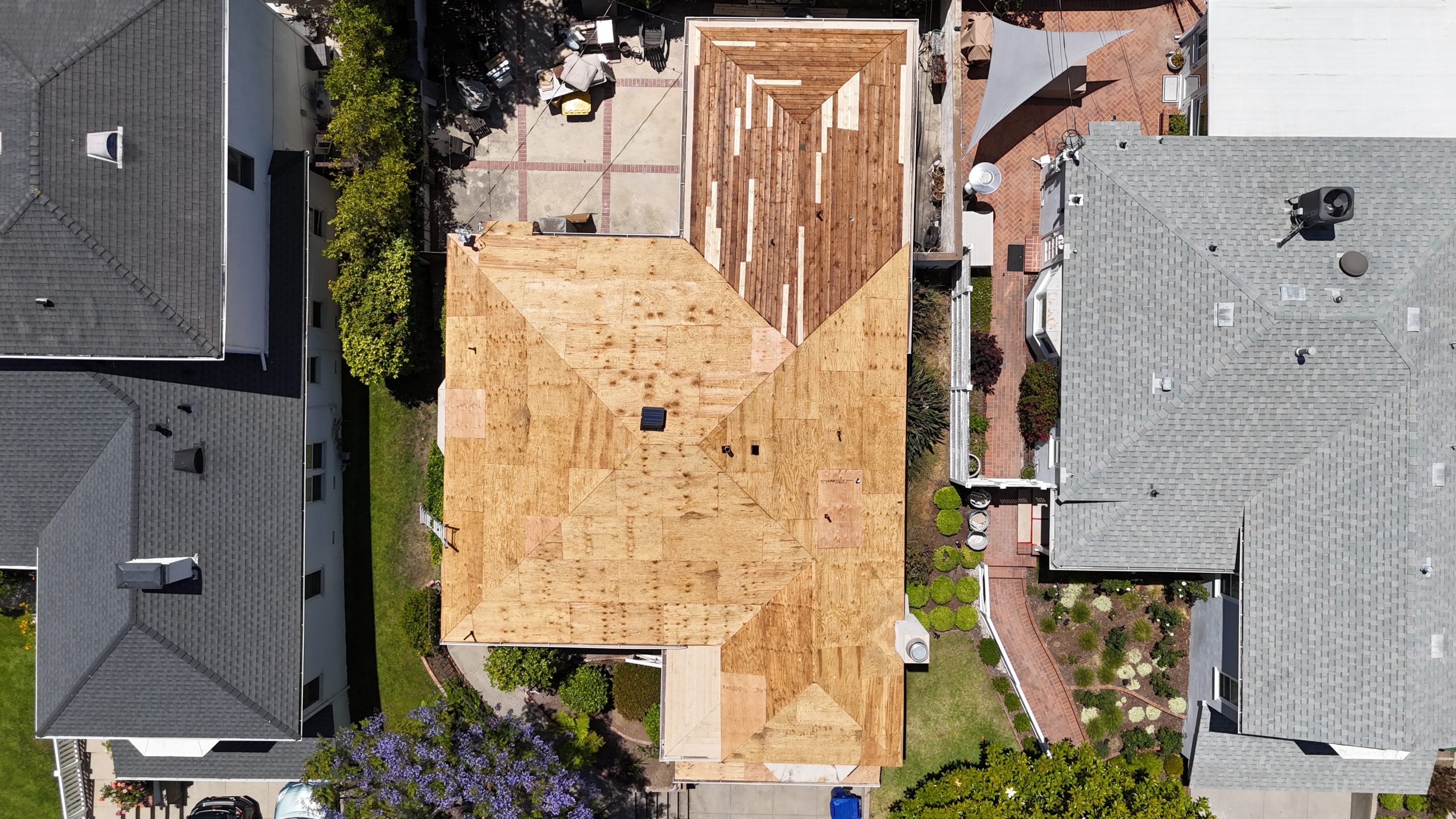 Repair and maintenance work in Los Angeles by Los Angeles Roofing Masters